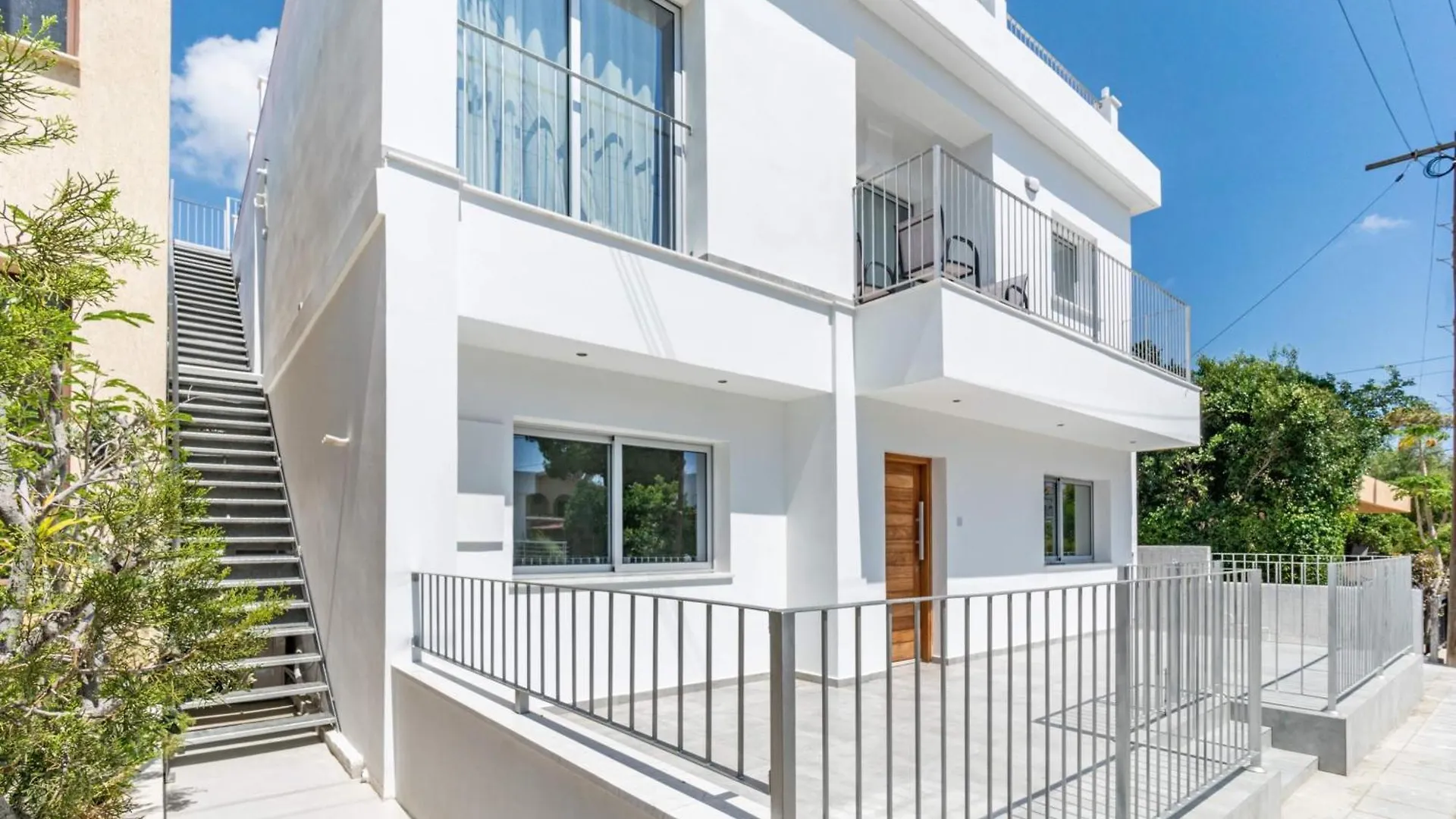 Kition City Apartments - Central Location location